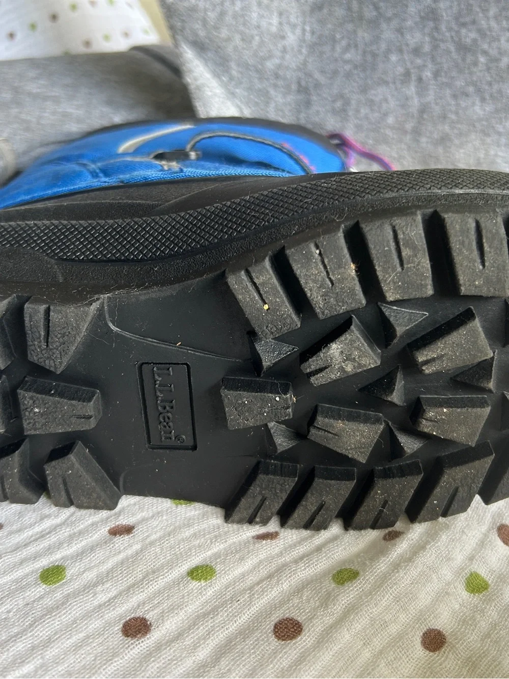 L.L. Bean Kids Northwoods Blue and Black Insulated Snow Boots & Liners